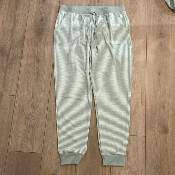 Spendid Mint Green Lounge Set - Picture 7 of 10